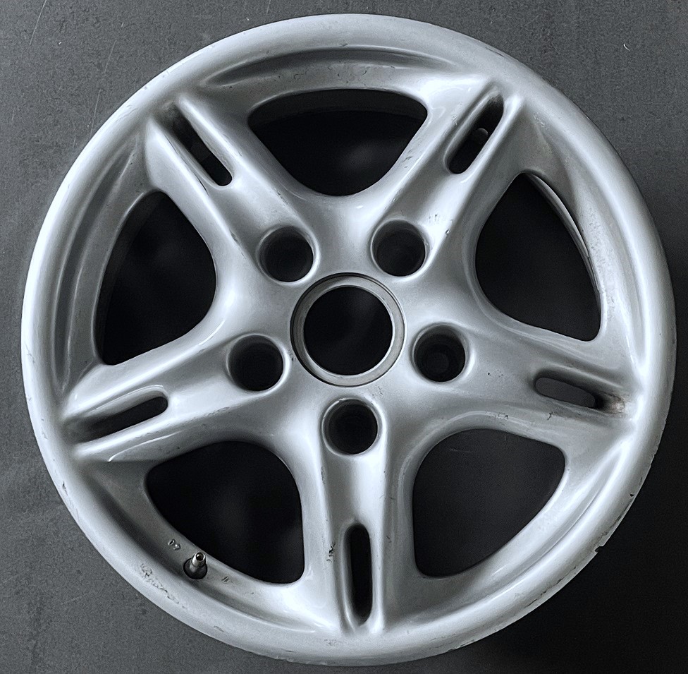 Alufelge 7 J 16 ET 40, passend für Porsche 996