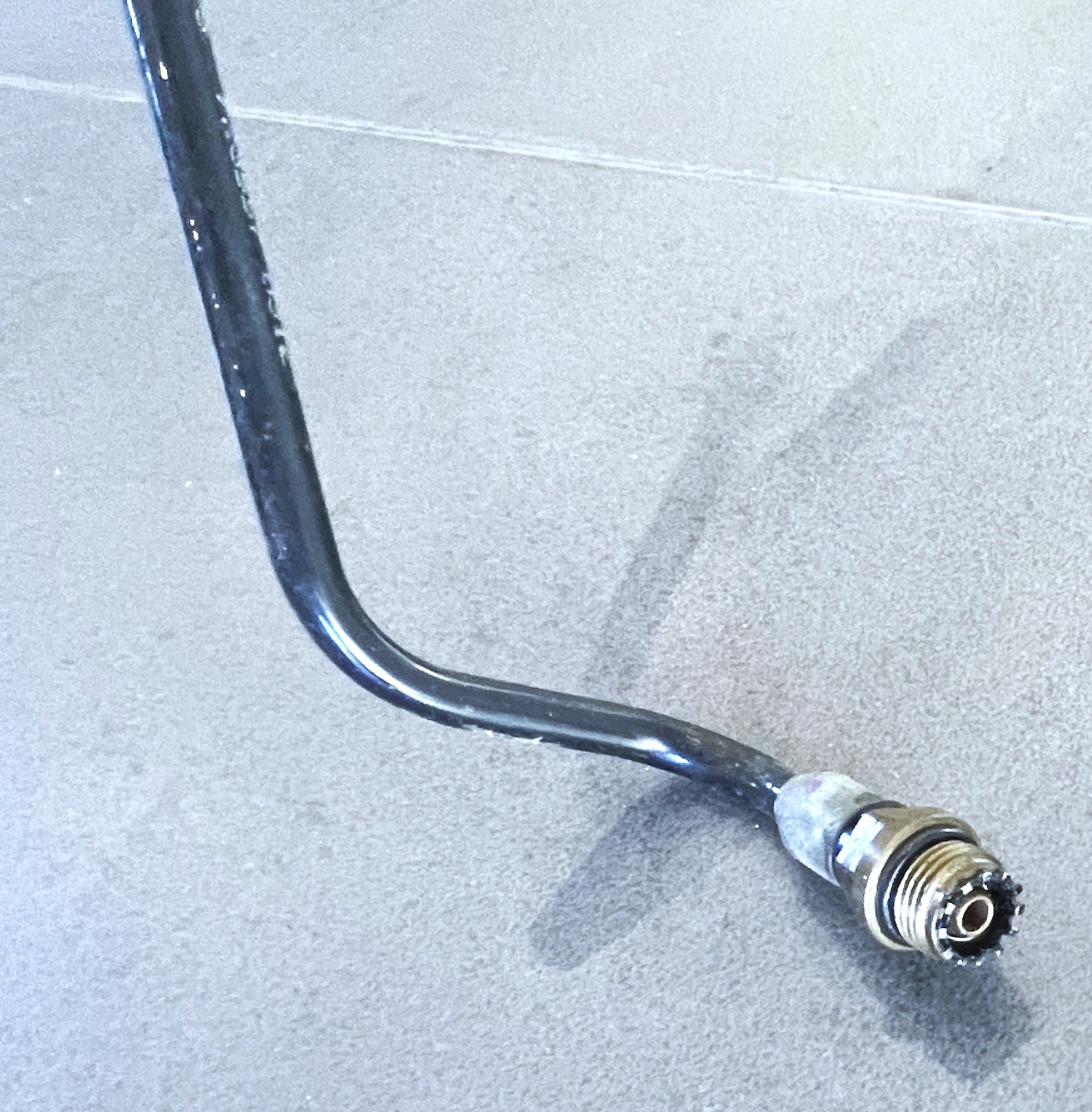 Rücklaufleitung mitte (dünnere Leitung), passend für Porsche 996