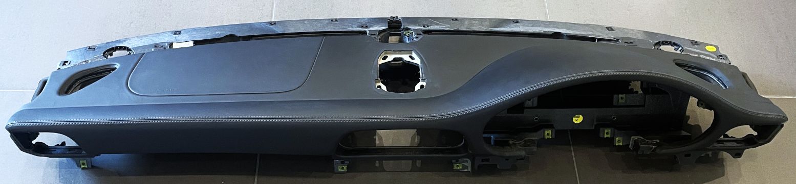 Leder-Armaturenbrett-Oberteil RHD, neuwertig, passend für Porsche 997