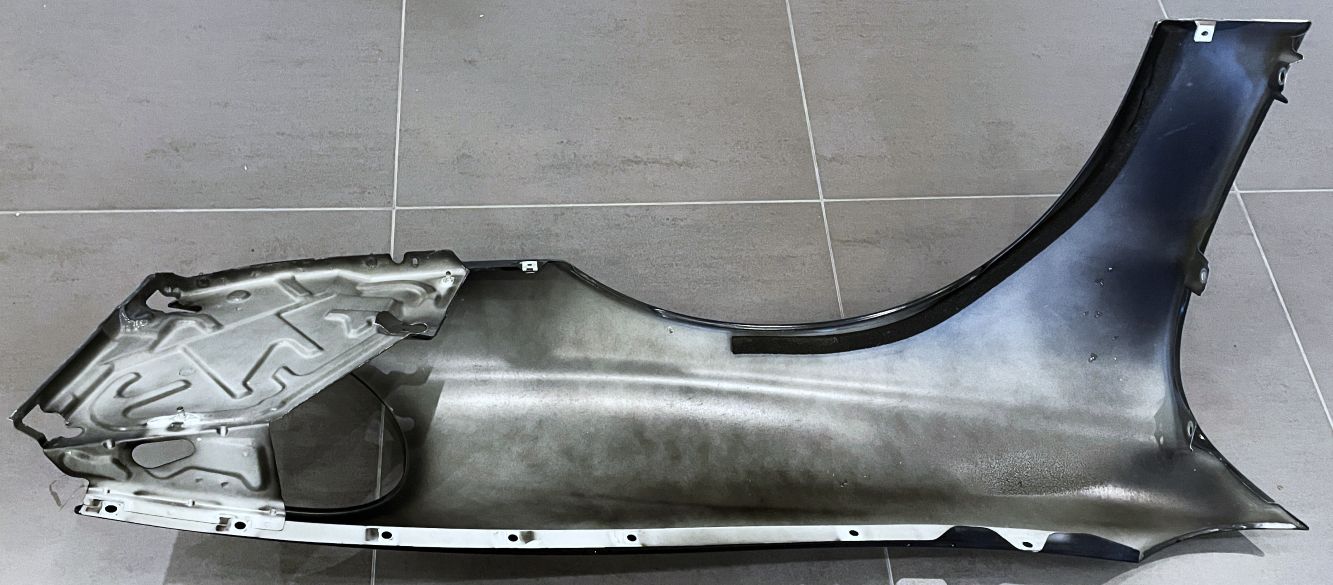 Kotflügel vorne links, schwarz uni, passend für Porsche 996 (Vor-Facelift)