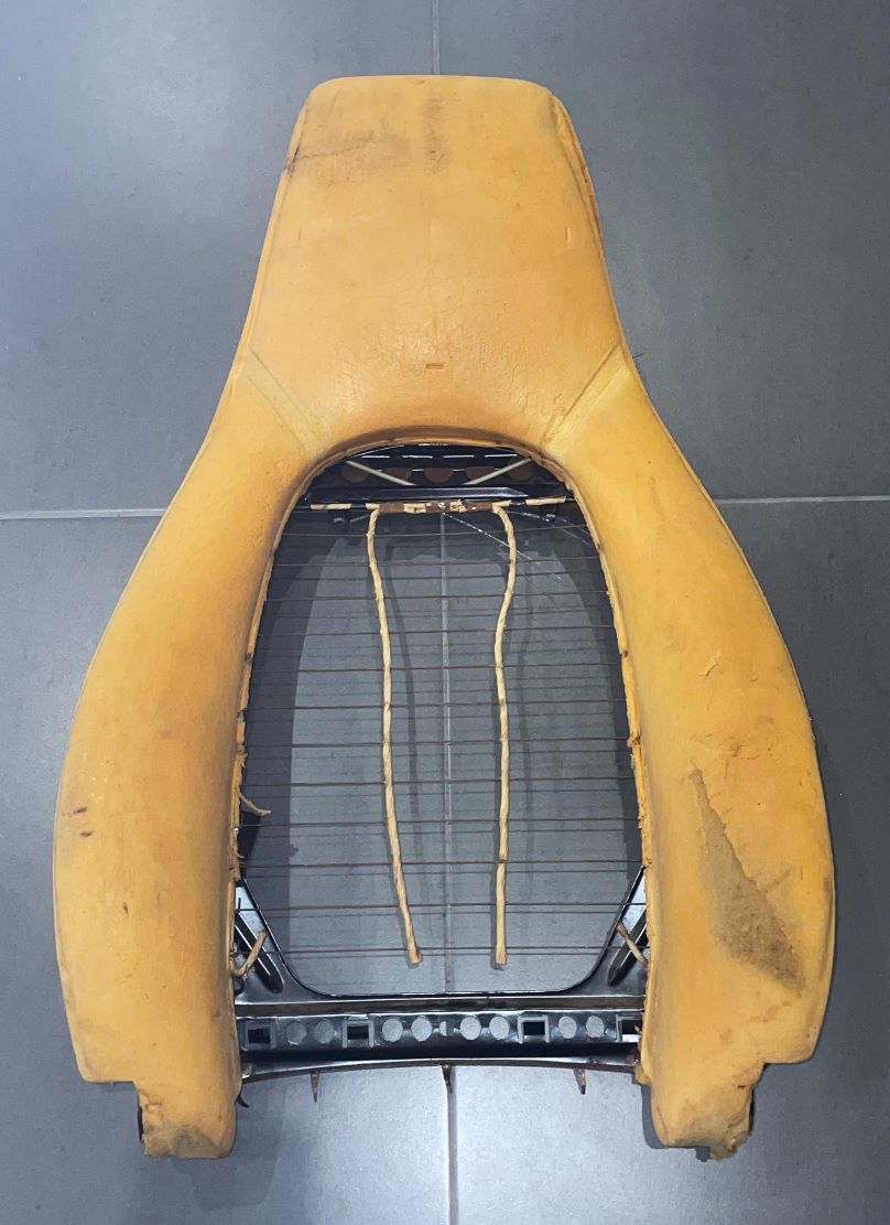 Sitz-Rückenlehne mit Schaumstoff / 2 Züge, passend für Porsche 924 / 944