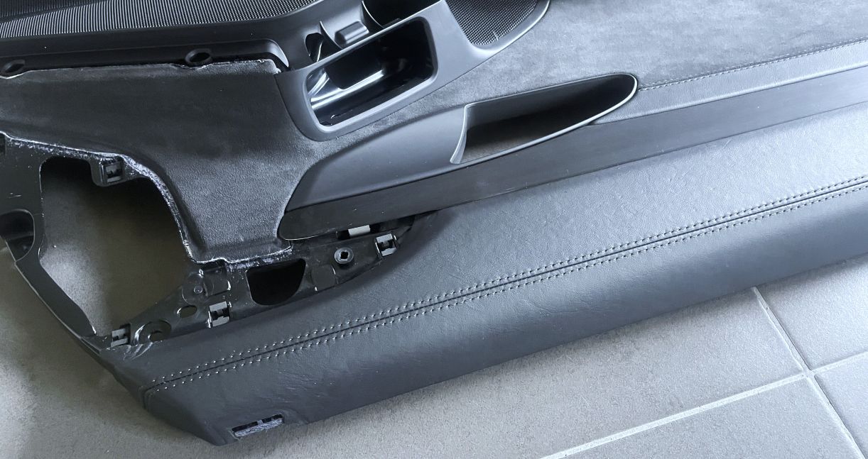 Leder / Alcantara-Türverkleidung links, passend für Porsche 991
