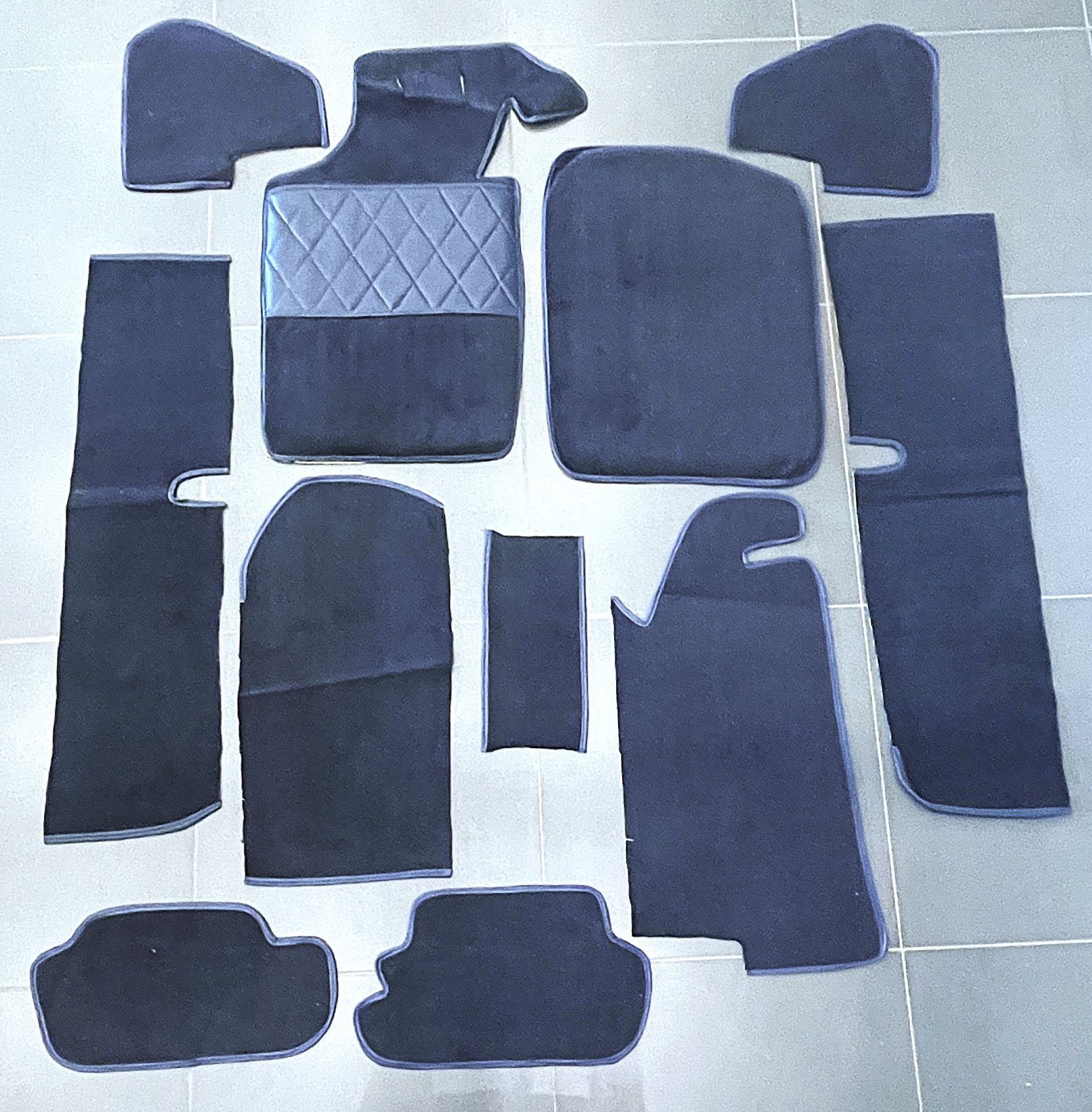 Teppichsatz dkl-blau, neu, passend für Porsche 914