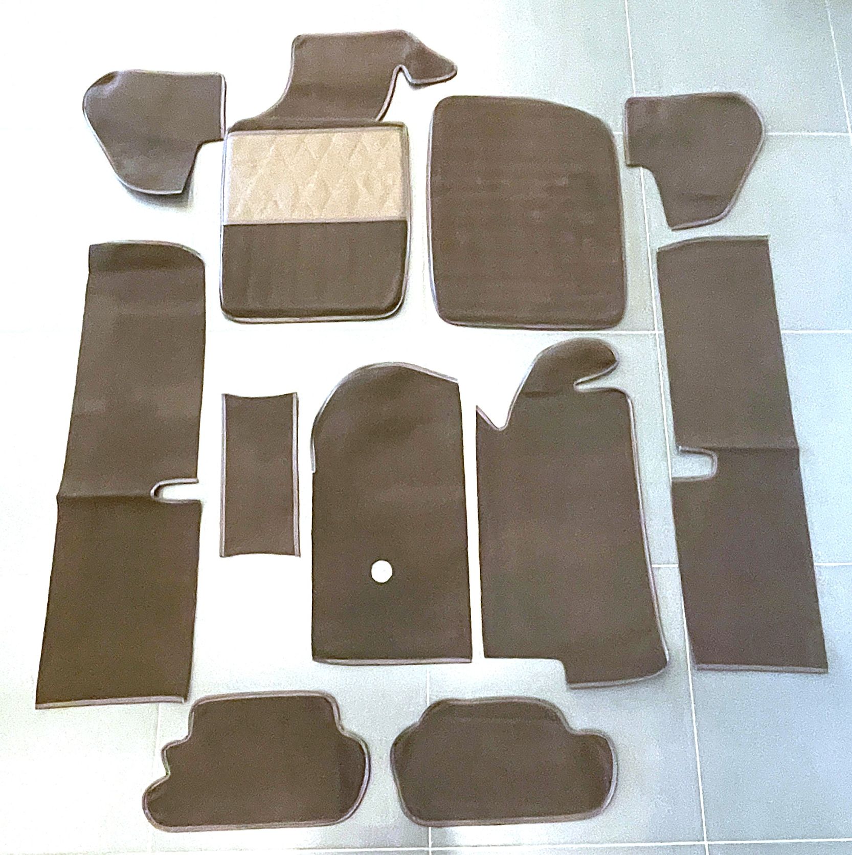Teppichsatz dkl-braun, neu, passend für Porsche 914