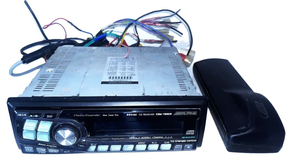Alpine-Radio-CD-Player CDM-7892R mit RDS, passend für Porsche 924 / 944