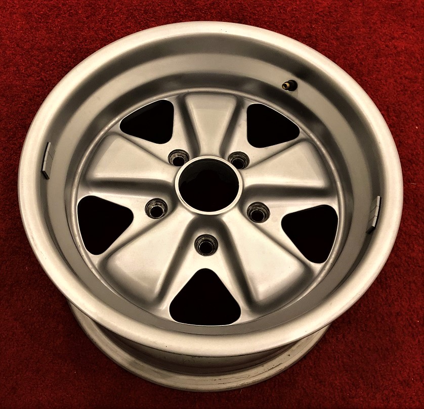 Fuchsfelge 8 J 15, original, passend für Porsche 911 Felgen / Reifen