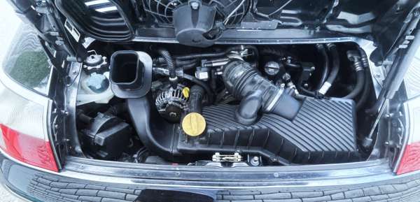 300 PS-Motor 3.4 ltr., Bj. 1999, defekt, passend für Porsche 996