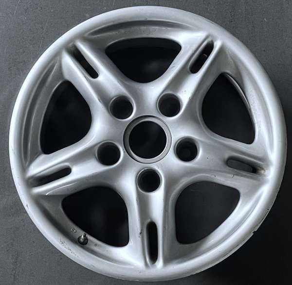 Alufelge 7 J 16 ET 40, passend für Porsche 996
