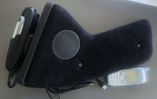 Leder- / Velour-Telefonkonsole mit 2 Siemens-Handys, original, passend für Porsche 993