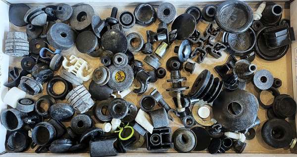 Gummi / Stopfen / Dichtung / Halter-Set (Paket 1), passend für Porsche 964