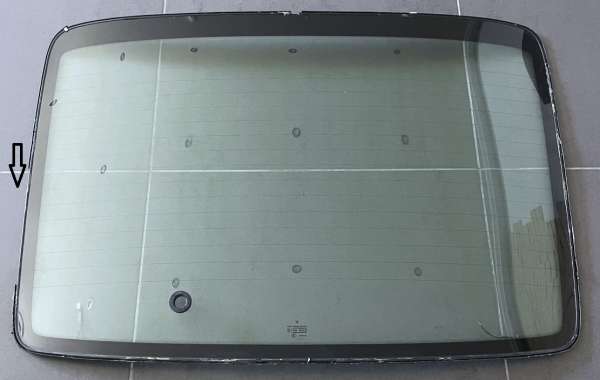 Heckscheibe mit Loch für Heckwischer, passend für Porsche 993