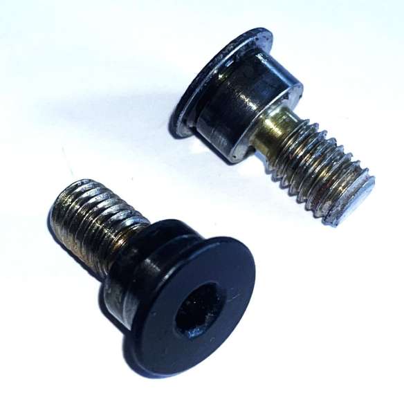 Schraube für Verdeckkasten-Scharnier, passend für Porsche 996 Cabrio