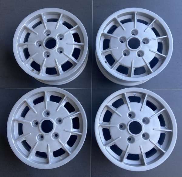 Mahle-Magnesium-Felgen 5,5 J 15, passend für Porsche 911