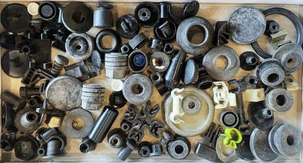 Gummi / Stopfen / Dichtung / Halter-Set (Paket 3), passend für Porsche 964